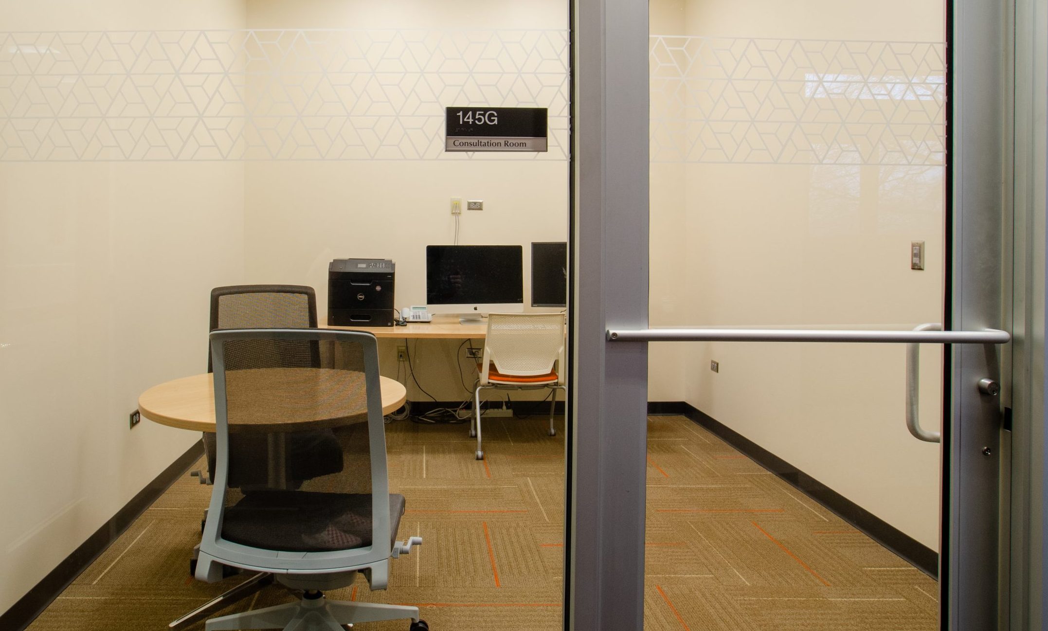 consultation room at hodges library in miles reading room
